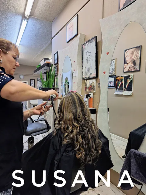 Eva's Beauty Salon Unisex