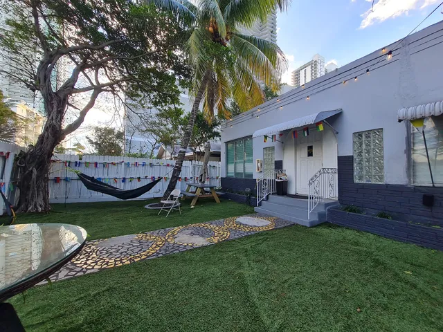 OQP Vacations Edgewater