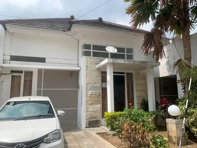 Full House at Villa Family depan Jatimpark 3 Batu