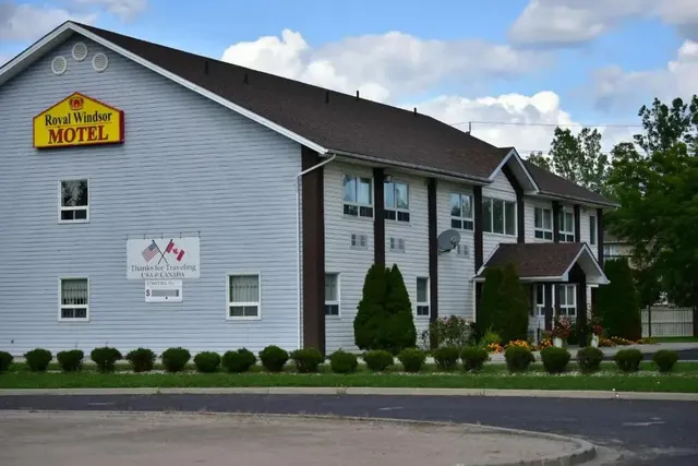 Royal Windsor Inn & Suites