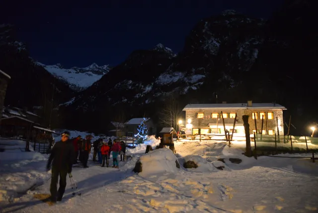 Refuge Moon Rising - Val di Mello