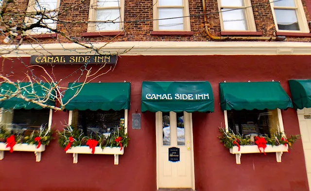Canal Side Inn & Restaurant