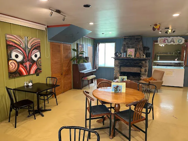 Eggsentric Cafe And Restaurant