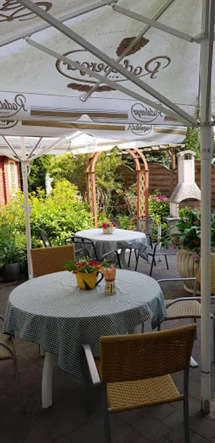 Restaurant Zum Waldhof und Ferienwohnung