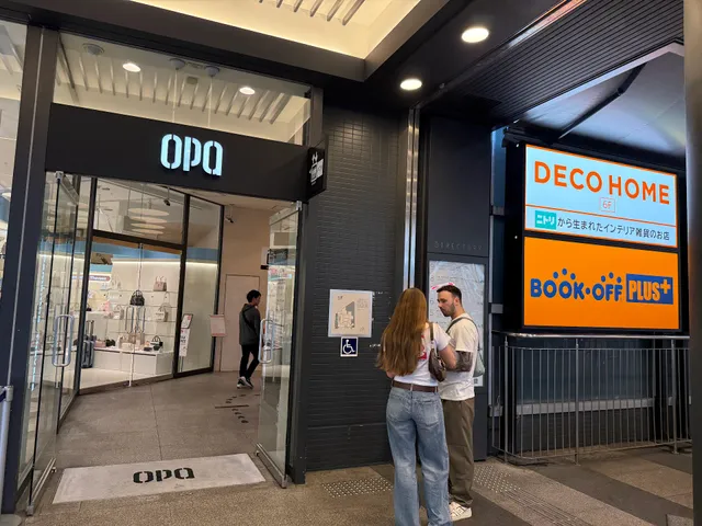 BOOKOFF PLUS Kawaramachi OPA Store