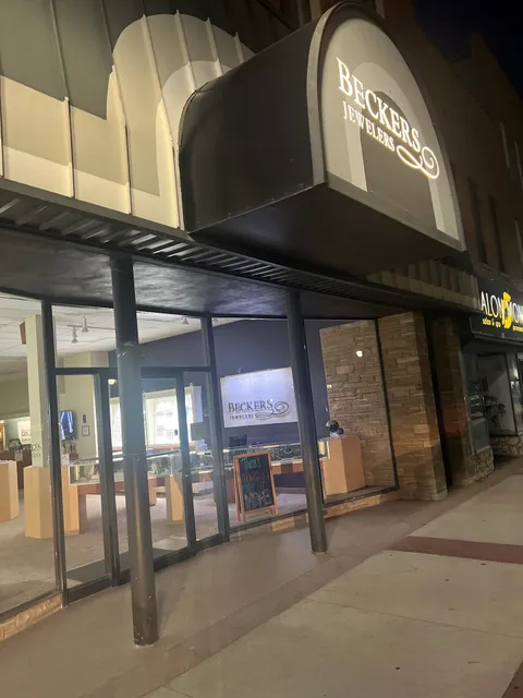 Becker's Jewelers & Gemologist