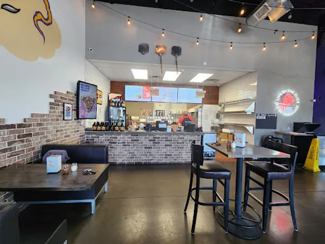 Sun City Slice Pizza (Eastlake)