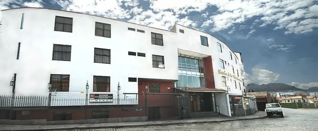 Hotel De la Villa Hermoza