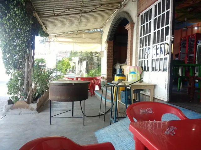 Barbacoa "El Retoño de la Flor de Abril"