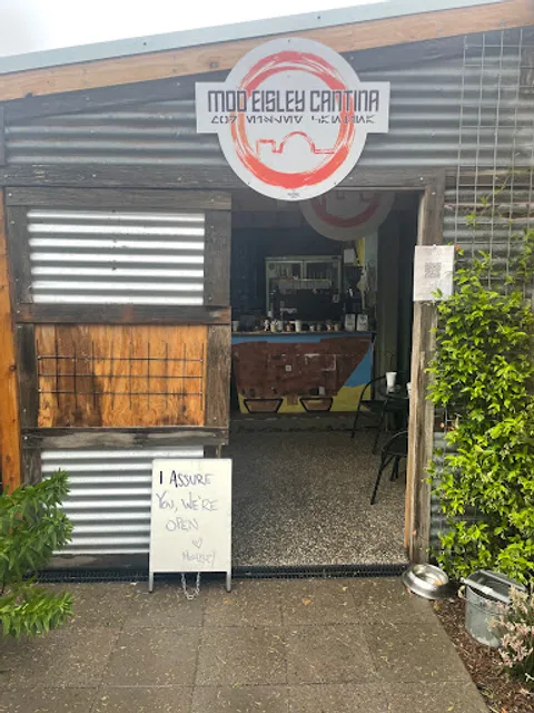 Mod Eisley Cantina