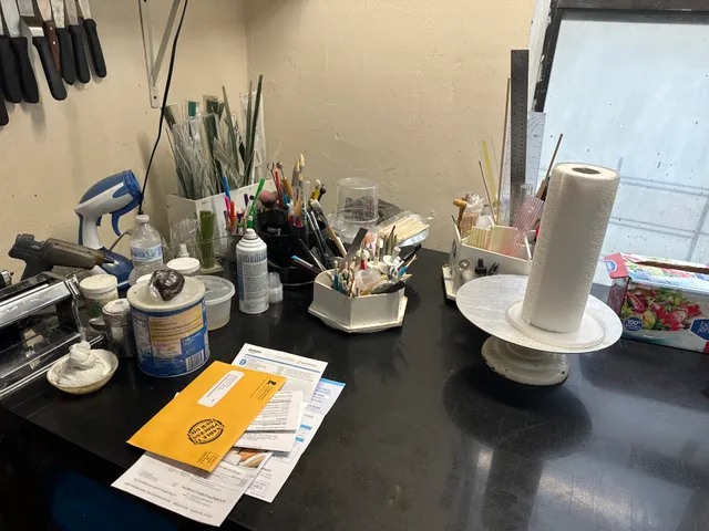 Frenchy's Cake Designs LLC