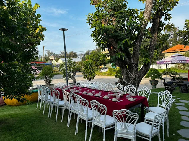 Nhà hàng Ẩm thực Làng Chài Xưa