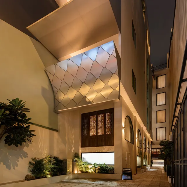 Express by M Village Võ Văn Kiệt