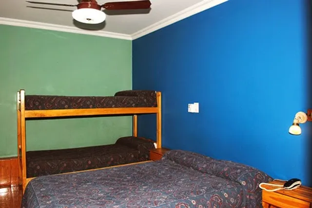 Hotel Odeon _hotel por día (mensual solo estudiantes universitarios)