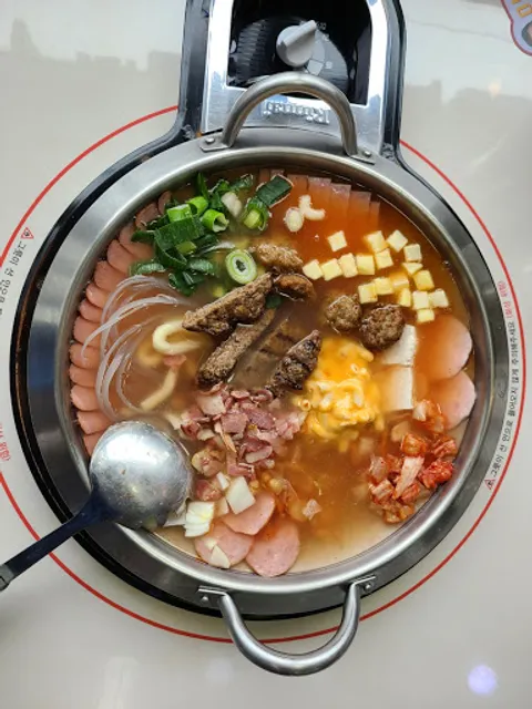 킹콩부대찌개괴정점