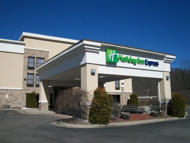 Holiday Inn Express Corning - Painted Post by IHG