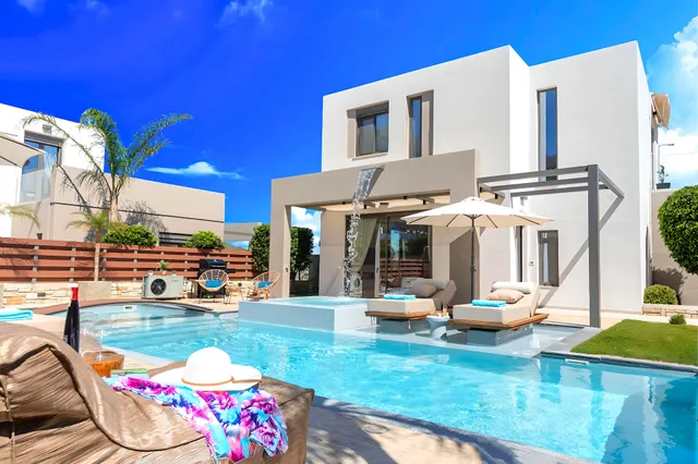 Minoas Luxury Villas