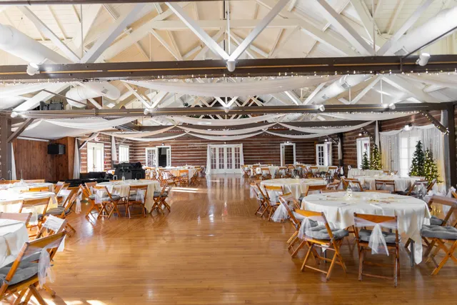 Vermilion-on-the-Lake Clubhouse