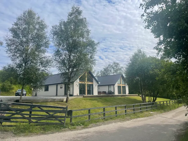 Ben Nevis Camden House Holidays 5* villa up to 8 guests