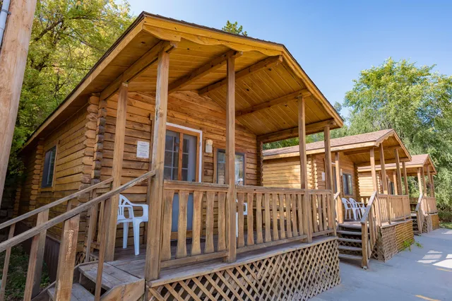 Springs Lodge & Cafe (Lodge)