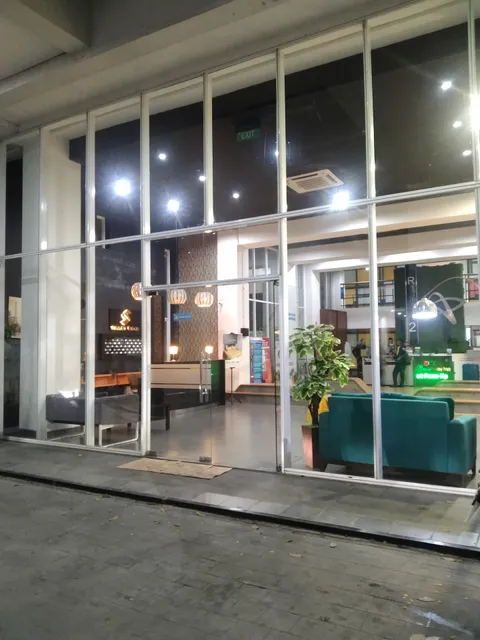 SMART DREAM INN Aeropolis Residence 2