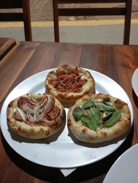 Lá em Casa Pizzaria