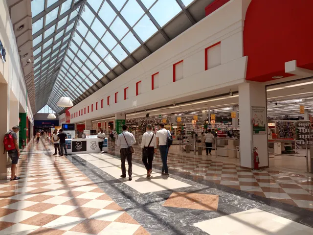 Centro Commerciale Rondinelle