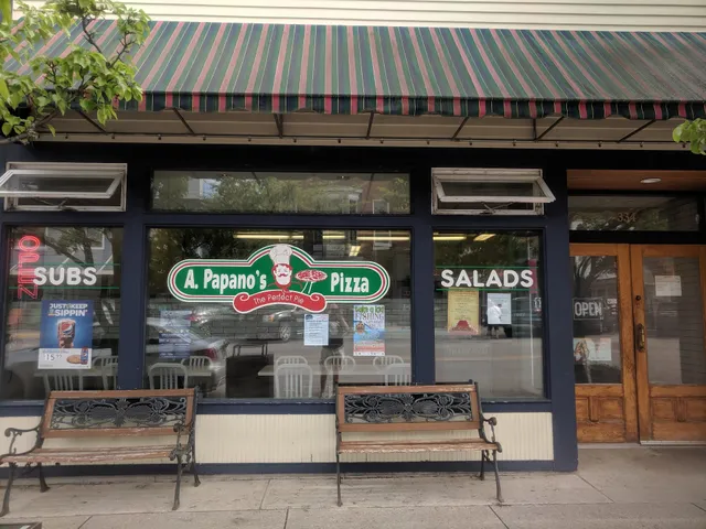 A Papano's Pizza