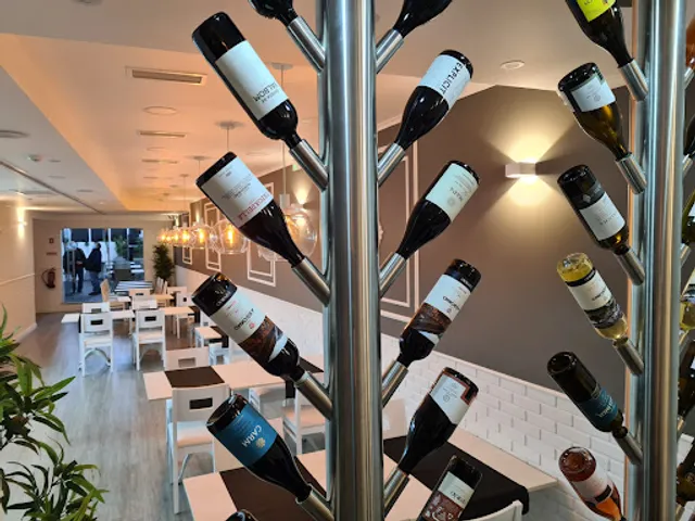 D'wine Gulla Restaurant