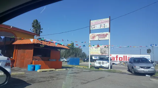 Pollos Al Carbon Doña Lola