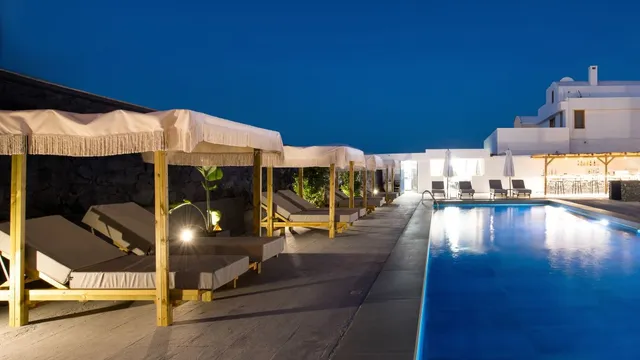 The Noverian Bios Santorini