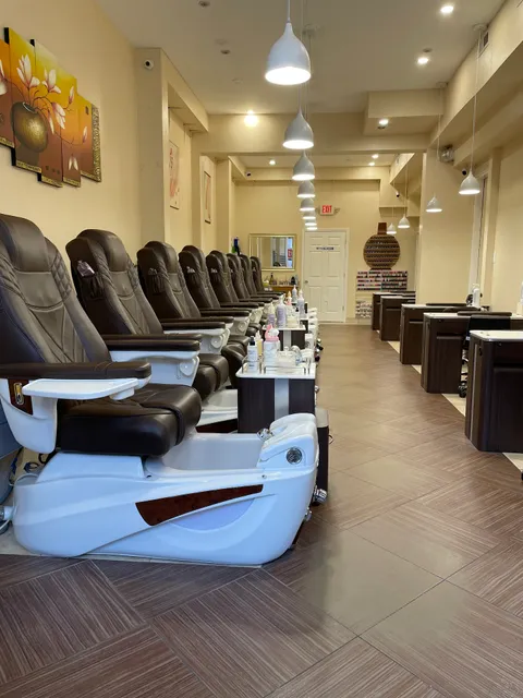 PS Nails & Spa Boston