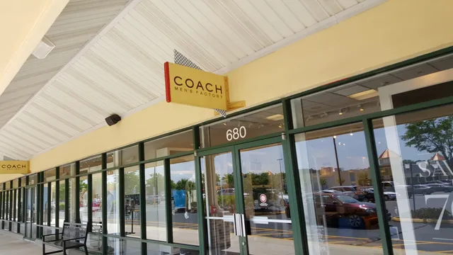 COACH Outlet