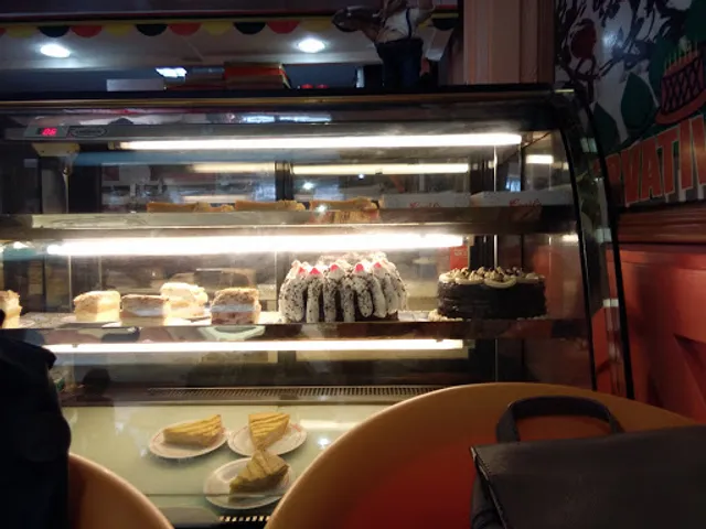 Cecils Snack Inn & Bakeshoppe