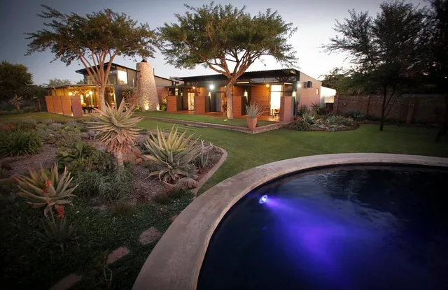 Liedjiesbos B&B and olive farm - 15% off bookings via our own website