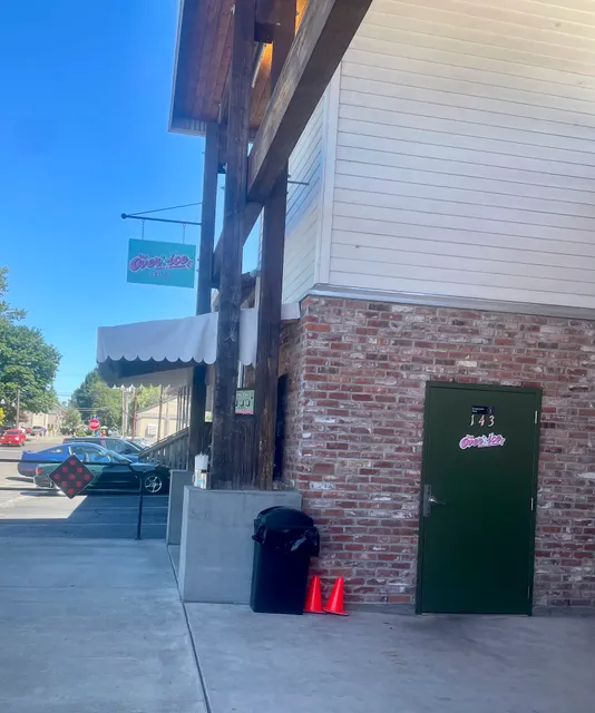 Over Ice Soda & Beverages