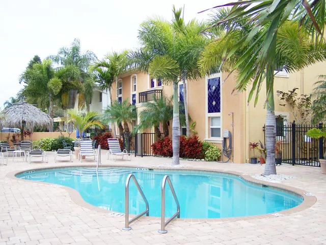 Coconut Villas Of Dunedin