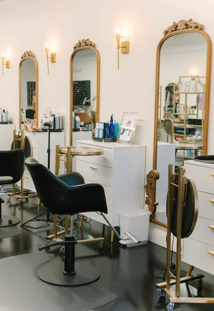 Parlor 401 Salon and Spa