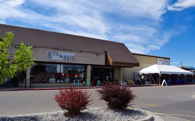 8th & Main Furniture Store
