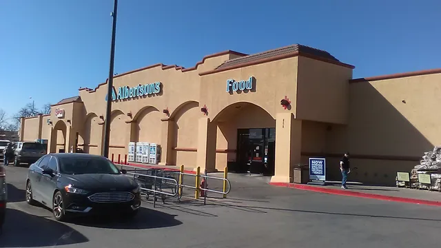 Albertsons Market