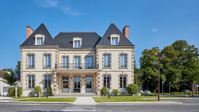 Residence Château Du Mée · Apartment Hôtel Mée