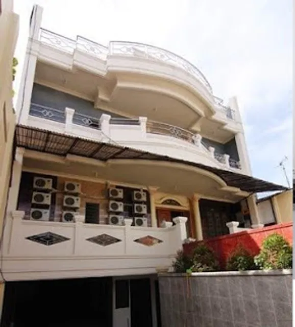 Penginapan Glory Mansion