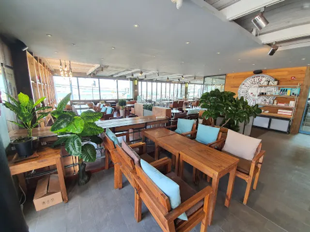 Cafe Bene, Taejongdae