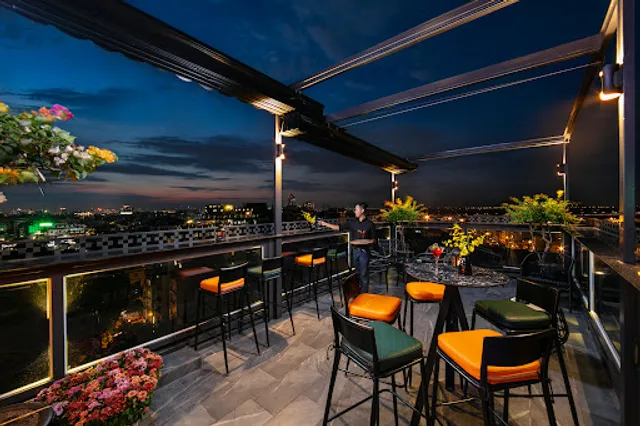 Pine & Dine Skybar and Restaurant