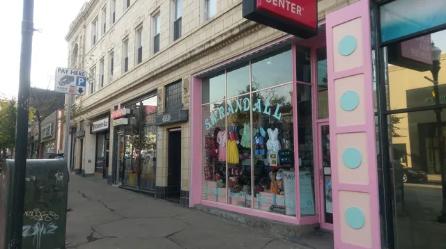 S W Randall Toyes & Giftes