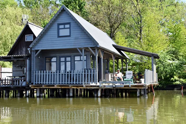 Bokodi Vendég- és Horgászház