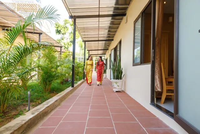 LUCKY HOUSE ĐƯỜNG BÀO