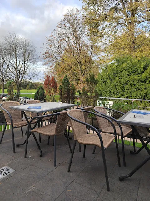 Schlosscafé Favorite