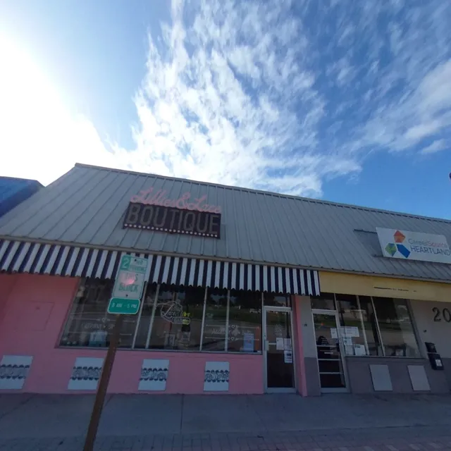 Lillies & Lace Boutique