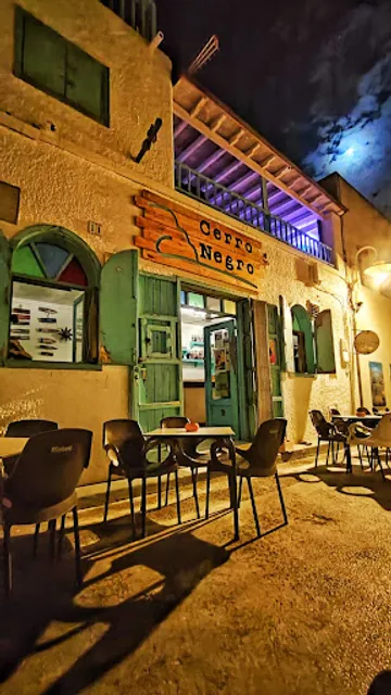Bar Cerro Negro